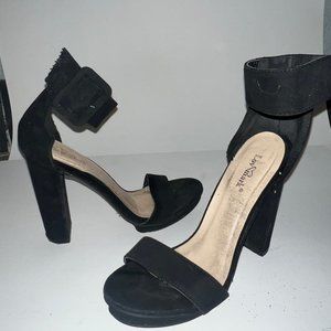 Black Chunky Thick Heels 7 1/2